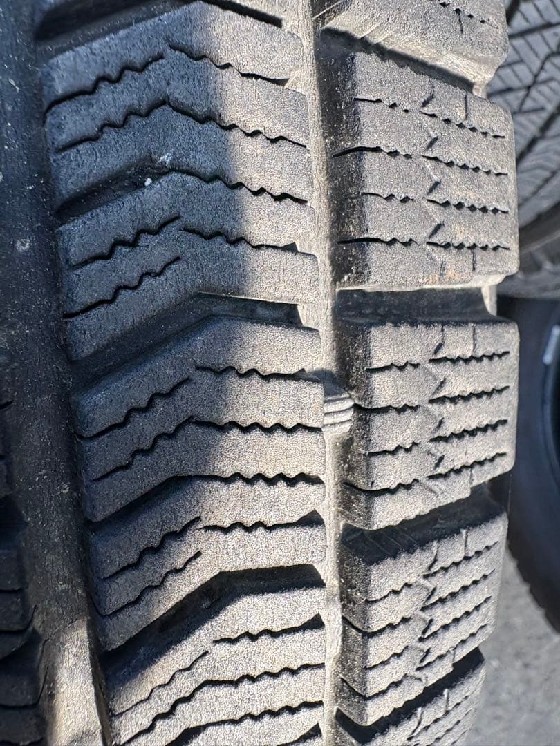 ブリヂストンVRX2 195/65R15 2019製スタッドレス中古品4本セット