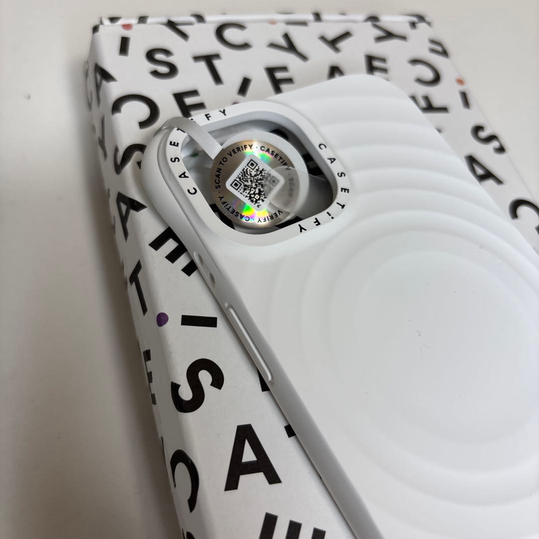 【新品未使用】ケースティファイシリコンウェーブ ホワイト iPhone15