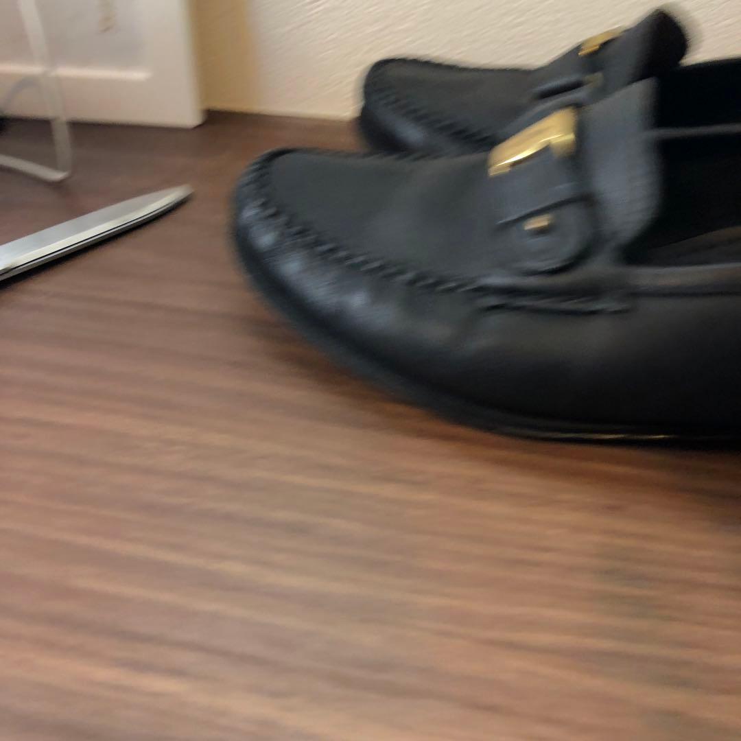 Ferragamo　フェラガモ　ドライビングシューズ　ヴァラ　レザー　ブラック