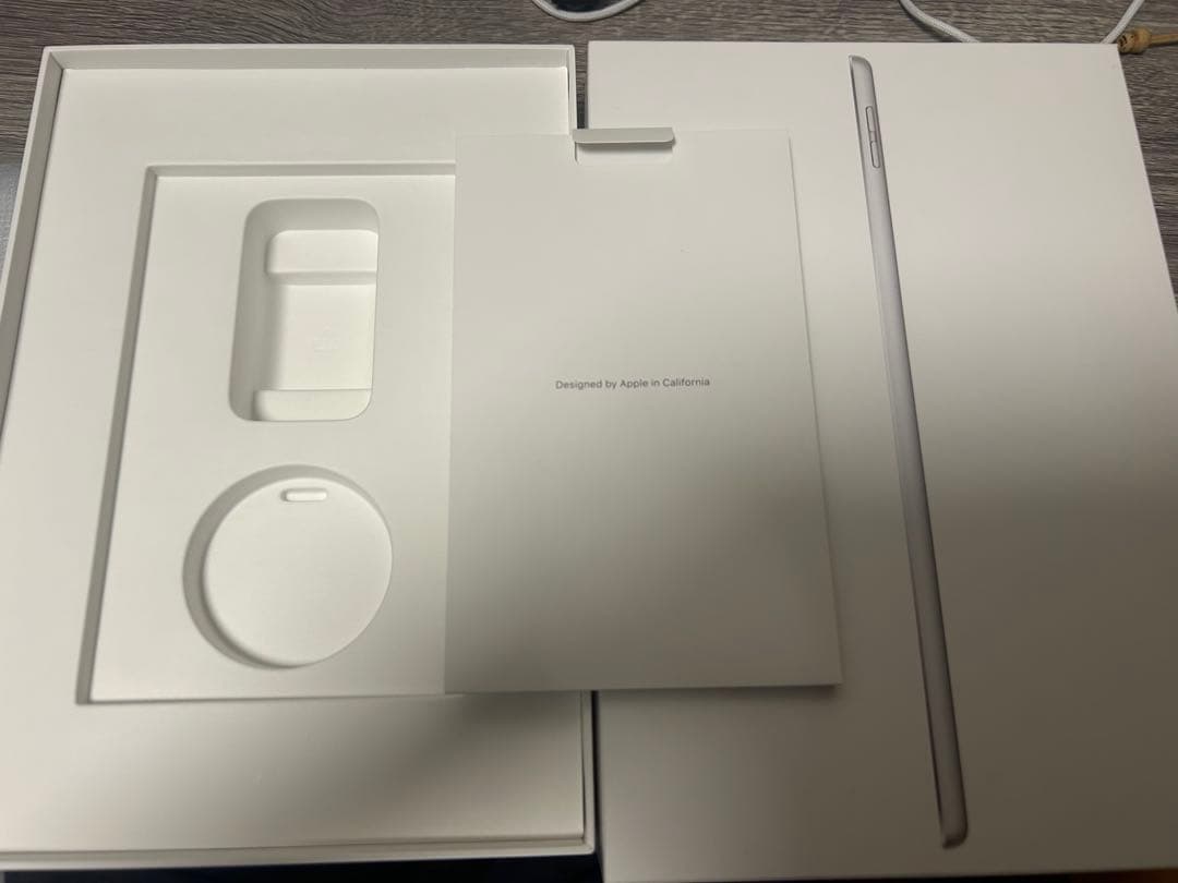 iPad 第9世代　64GB スペースグレー　wifiモデル　タッチペン付き