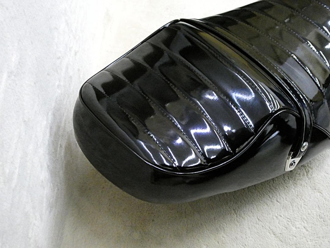 アドレスV125 黒エナ タックロールシート　V125G　V125S