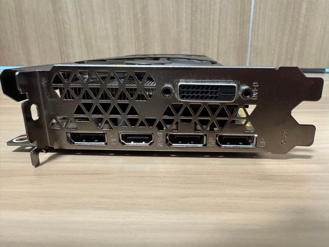 グラフィックボード・グラボ・ビデオカード ELSA GeForce GTX1080 8GB GLADIAC