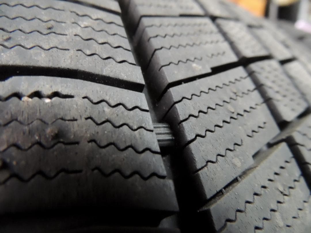 T799　245/40R18　 ブリヂストン　VRX3　スタッドレス4本　バリ溝