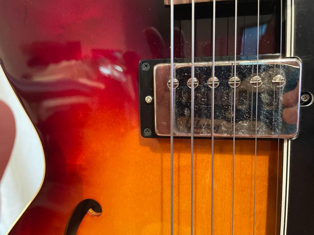 最終値下げしました　archtop tribute AT101