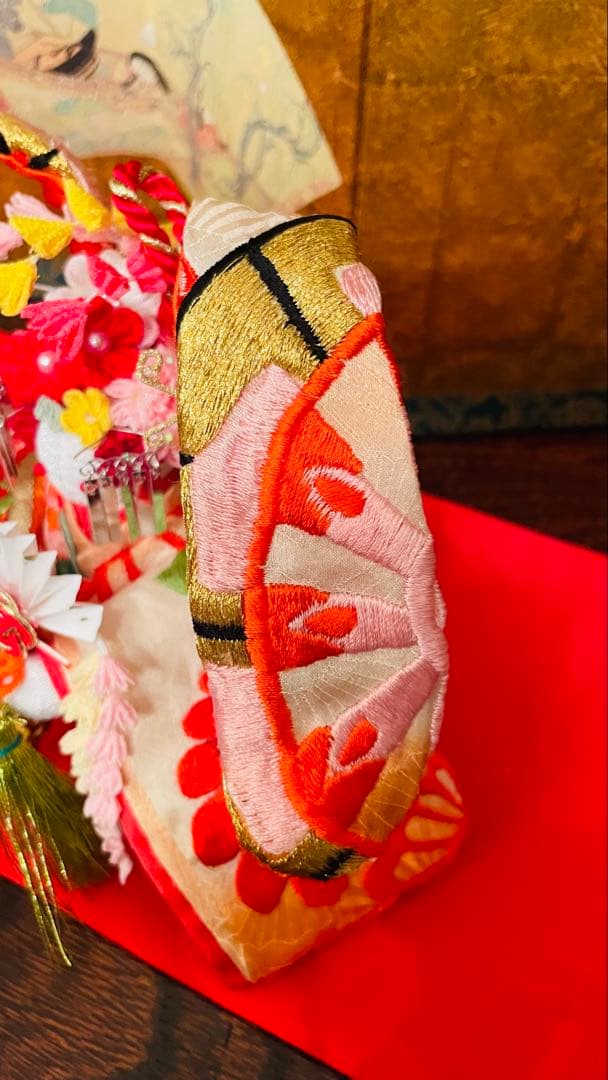 おばあちゃんのハンドメイド　刺繍アンティーク着物　うさぎ人形　お雛様にも