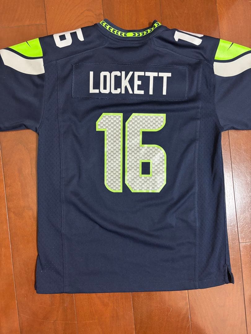 シアトルシーホークス　Tyler Lockett ユニフォーム
