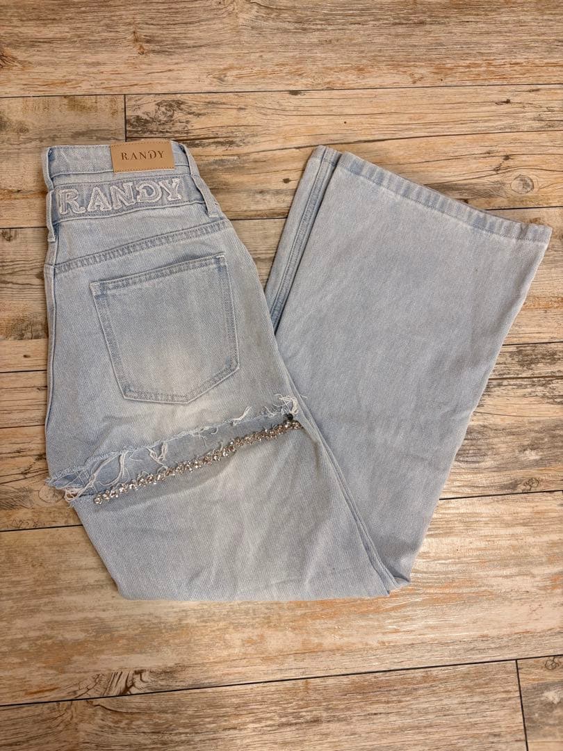 Randy 完売品 ビジューバックカットワイドデニム ライトブルー Mサイズ