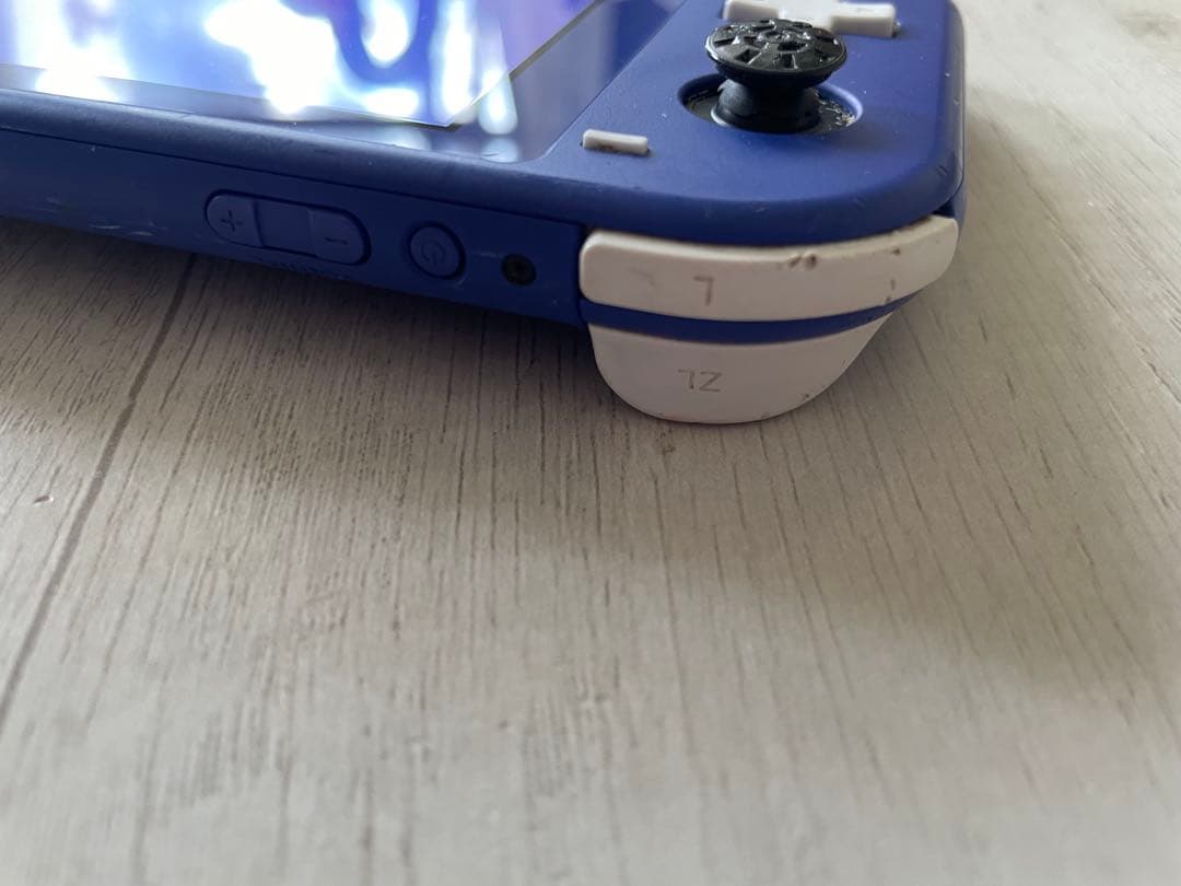 【ジャンク品】任天堂switchライト本体のみ