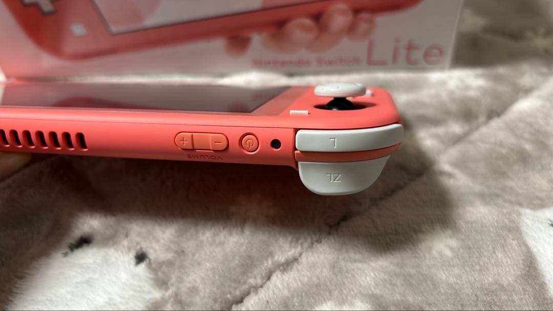 Nintendo Switch Lite コーラル 本体 箱 充電器付き