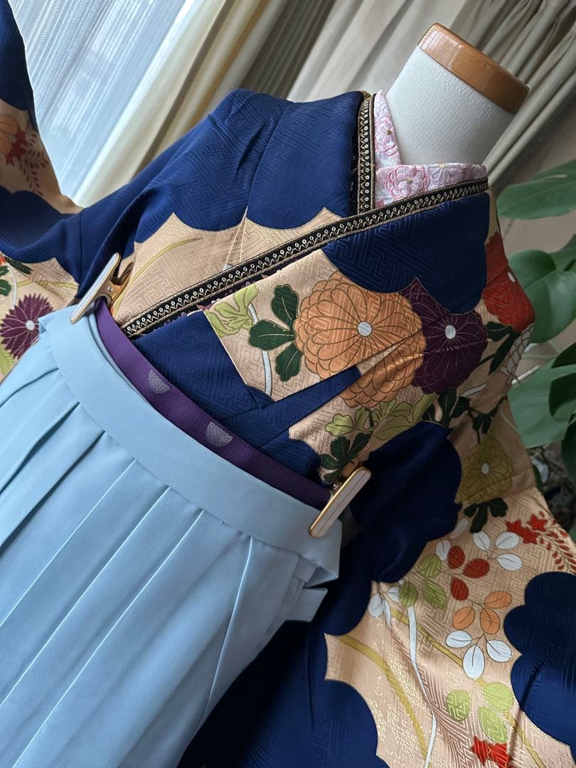 ひげお 振袖単品 ネイビー紺色×蜂蜜色 古典柄 隈取 金駒刺繍