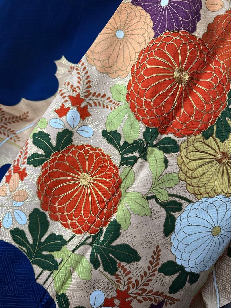 ひげお 振袖単品 ネイビー紺色×蜂蜜色 古典柄 隈取 金駒刺繍