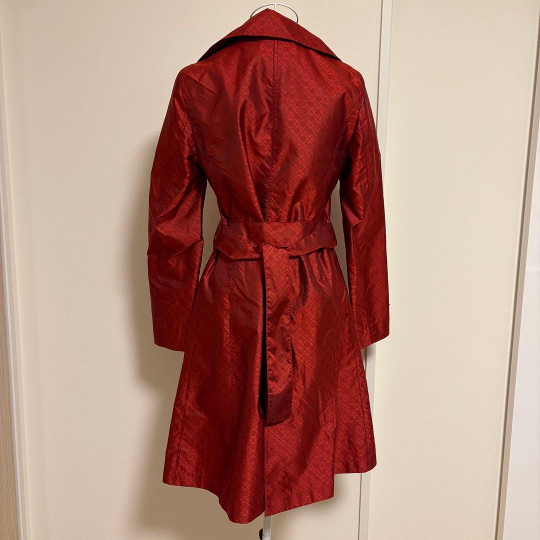 美品　GHERARDINI レッド ナイロンコート サイズ40 イタリア製