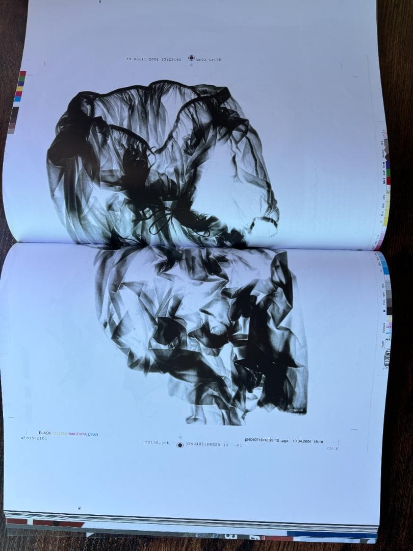 アート・デザイン・音楽 A Magazine Maison Martin Margiela