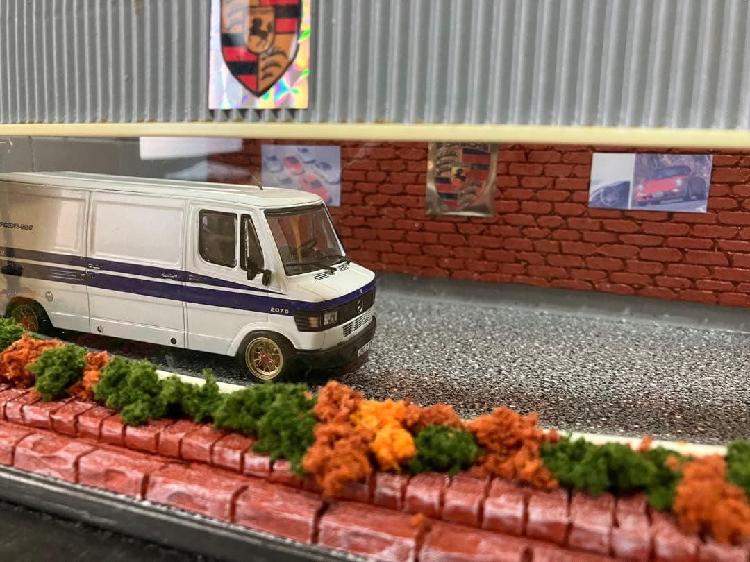 ジオラマ　ポルシェ　展示　およそ1/43 ミニカー無し