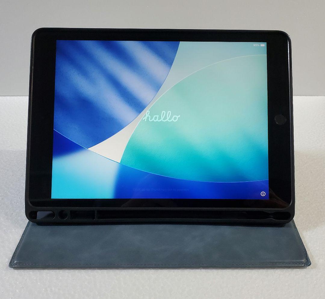 iPad 第9世代 10.2インチ 256GBモデル/反りあり・動作品