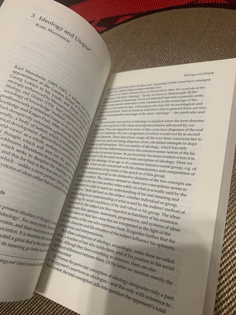 洋書 Ideology Terry Eagleton