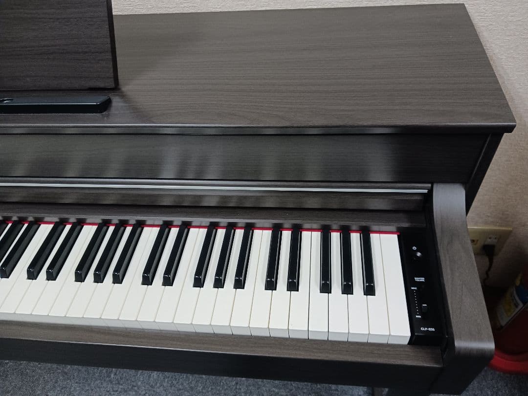 YAMAHA グラビノーバCLP635 電子ピアノ　ブラウン 美品　使用少