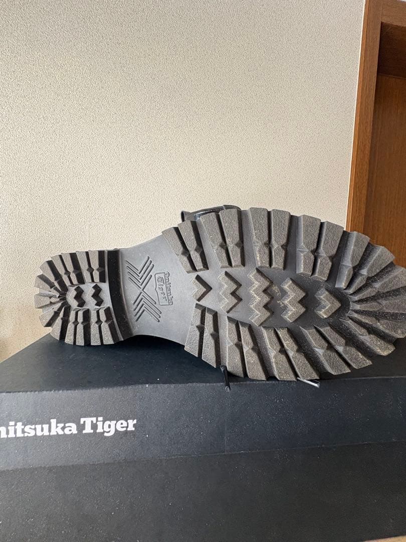 Onitsuka Tiger ブラックレザーブーツ