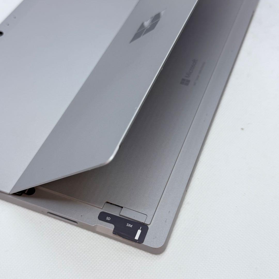 【良品】Surface Pro5 i5 / 4GB / 128GBLTEモデル