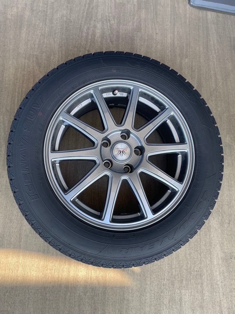225/60R17スタッドレスタイヤホイール4本セット