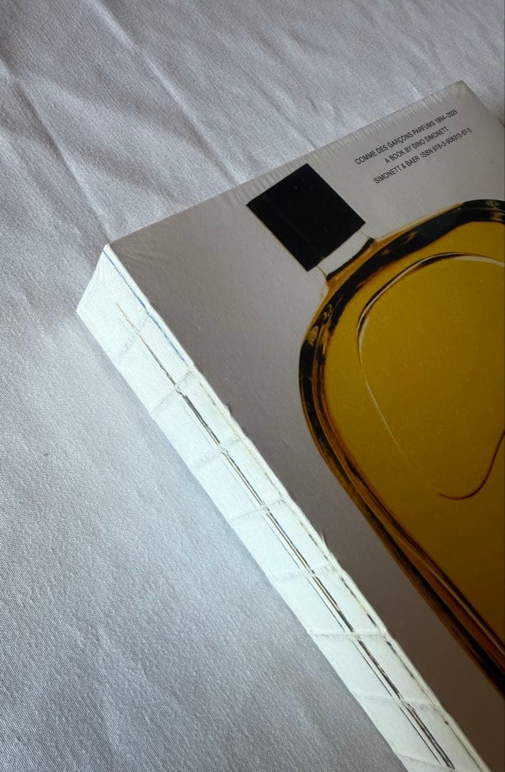 アート・デザイン・音楽 COMME des GARCONS PARFUMS 1994-2025