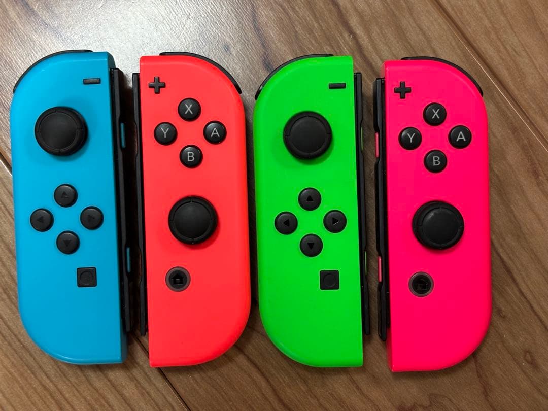 Nintendo Switch 本体 Joy-Con付き　HAC-001