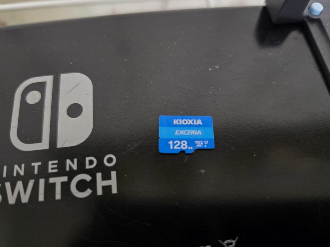 Nintendo Switch 本体(2020) グリップコントローラー