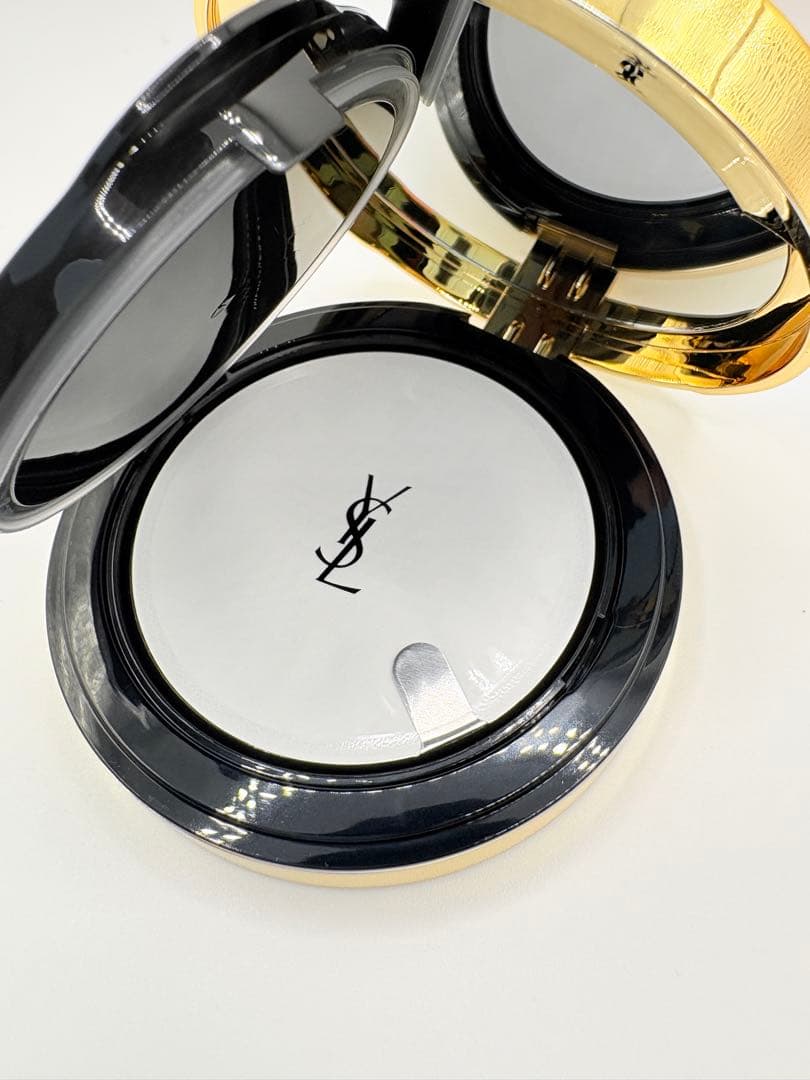 新品未使用　ysl ラディアント タッチ グロウパクト　B10