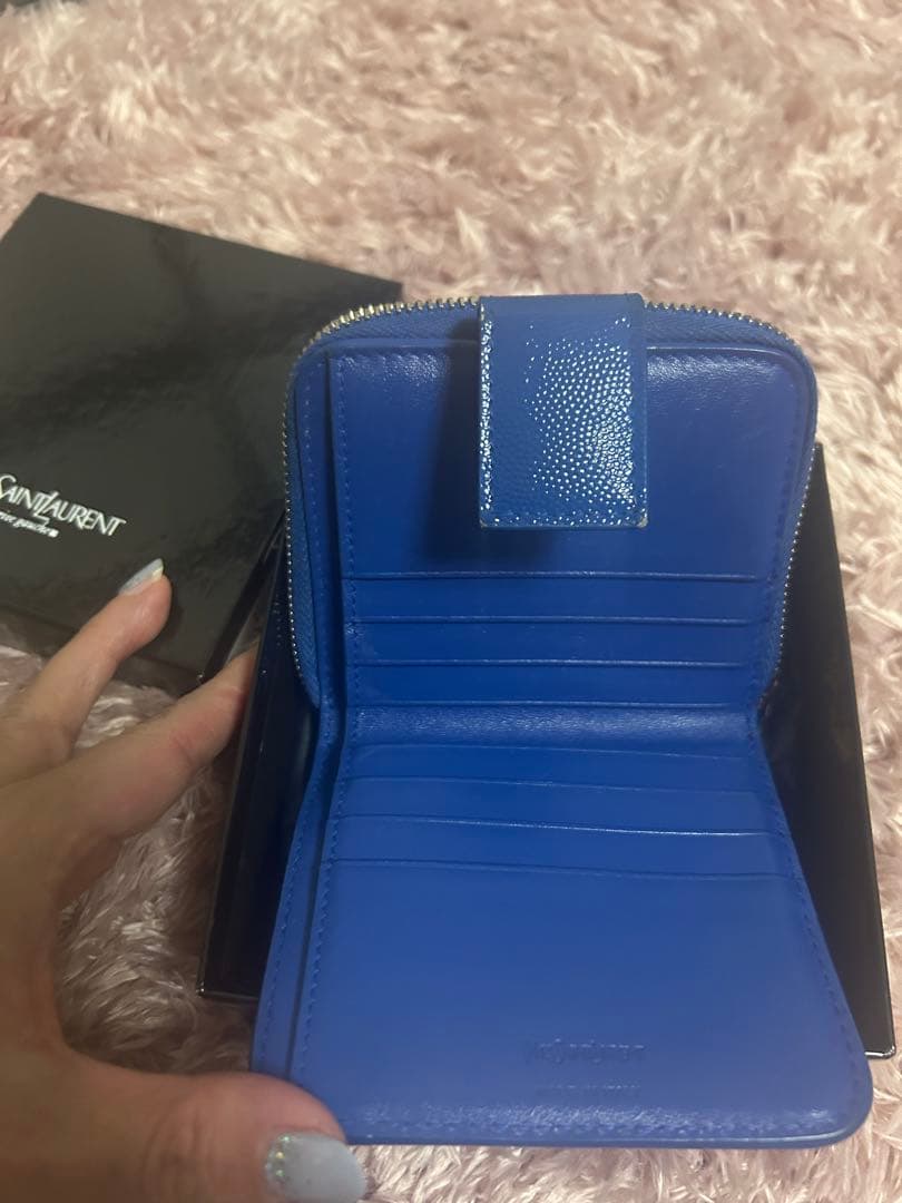 Yves Saint Laurent 二つ折り財布 青