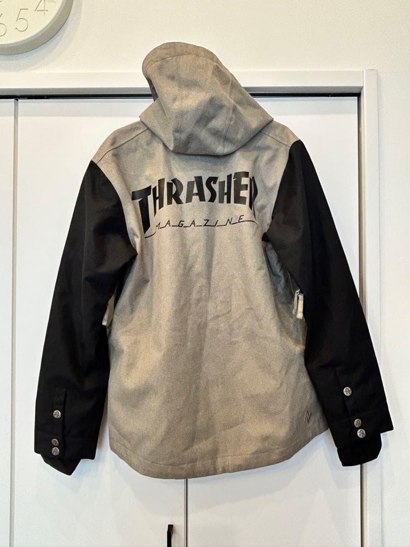 THRASHER ジャケット グレー/黒