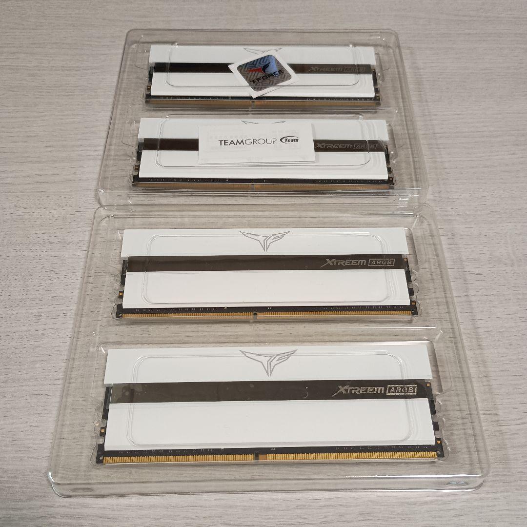 キャスパー品T-FORCE Xtreem ARGB 32GB DDR4