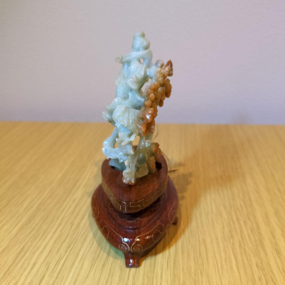 翡翠　彫刻　台座付　天女