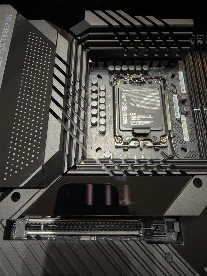 ASUS ROG MAXIMUS Z790 EXTREME マザーボード
