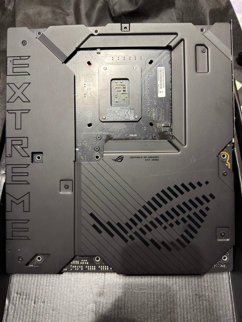 ASUS ROG MAXIMUS Z790 EXTREME マザーボード