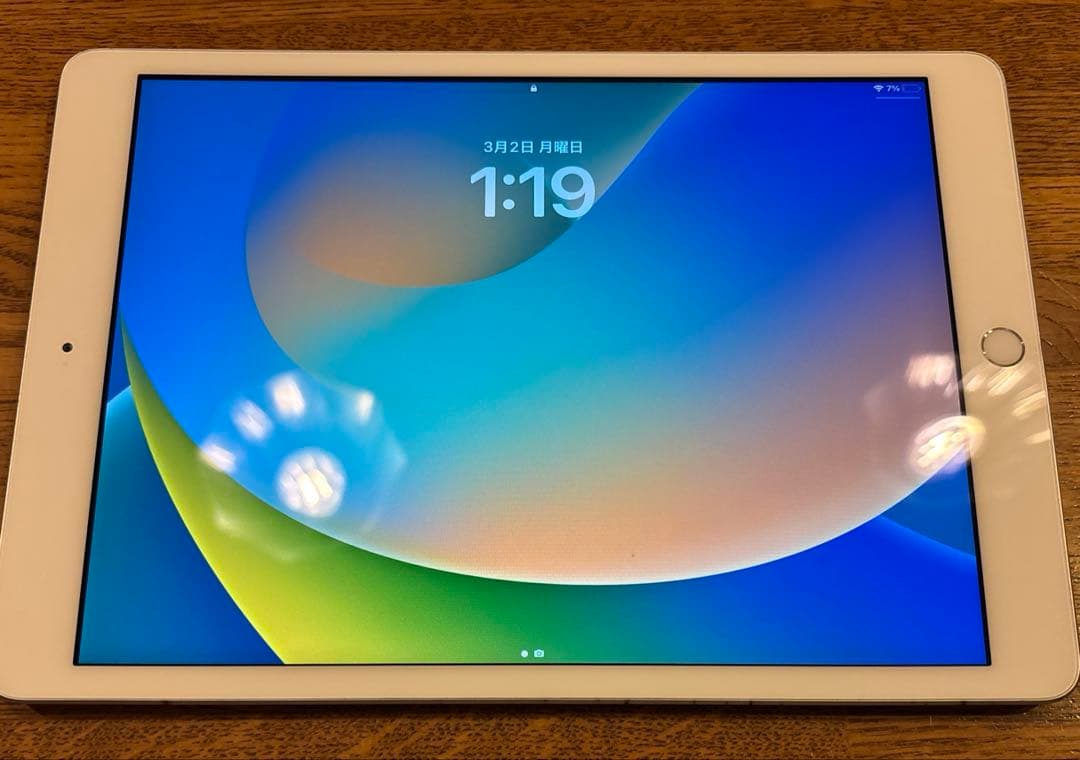 iPad 第7世代 32GB Wi-Fiモデル