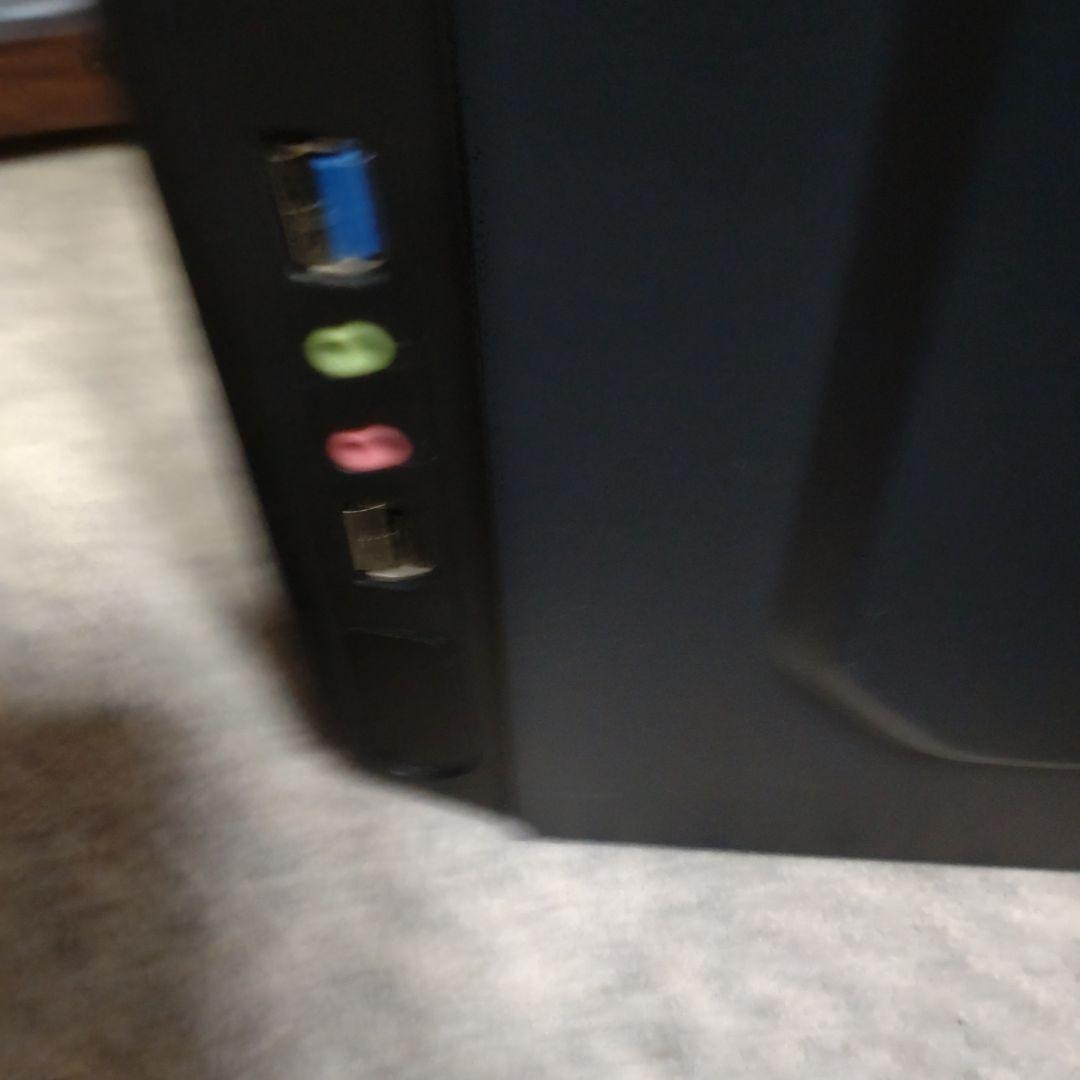 DESKTOP-SGl750Bデスクトップパソコン