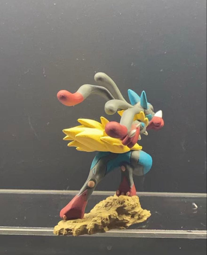 【最終値下 】ポケモン　MEGAルカリオ　海洋堂特典　フィギュア　美品　2014