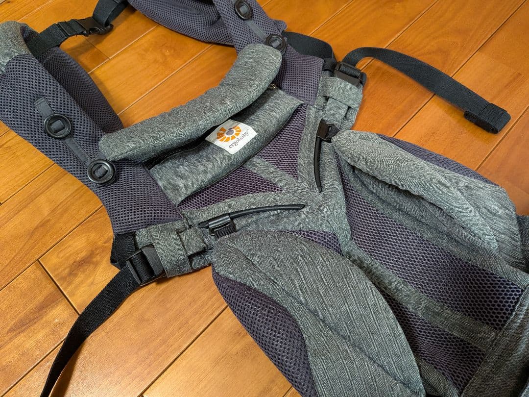 【BabyHopper防寒ケープ付き】ergobaby OMNI360抱っこ紐