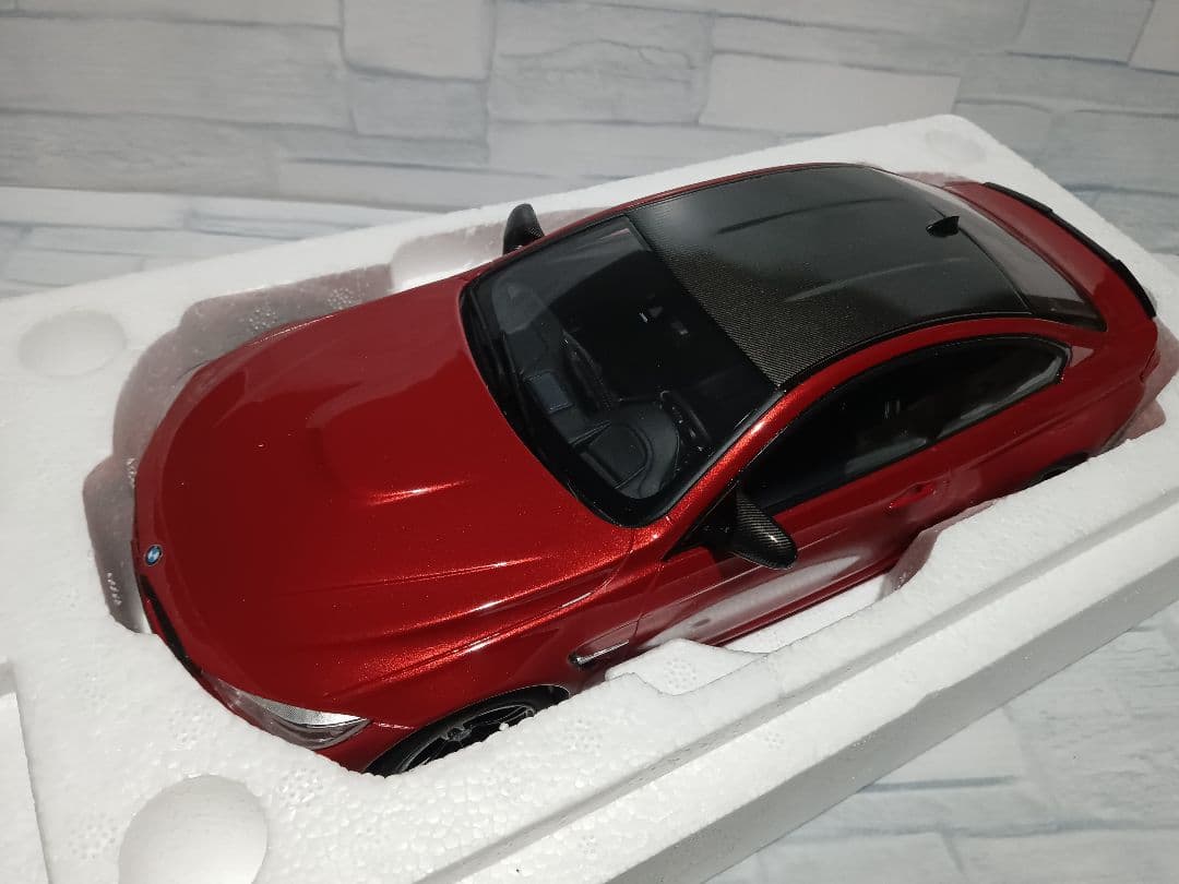 1/18  M4 パフォーマンスエディション　ミニカー　オレンジ