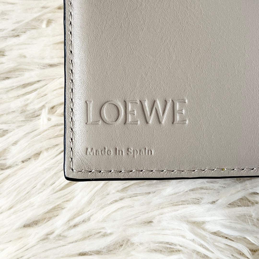 未使用級✨　LOEWE　アナグラム　三つ折り財布　トライフォールド