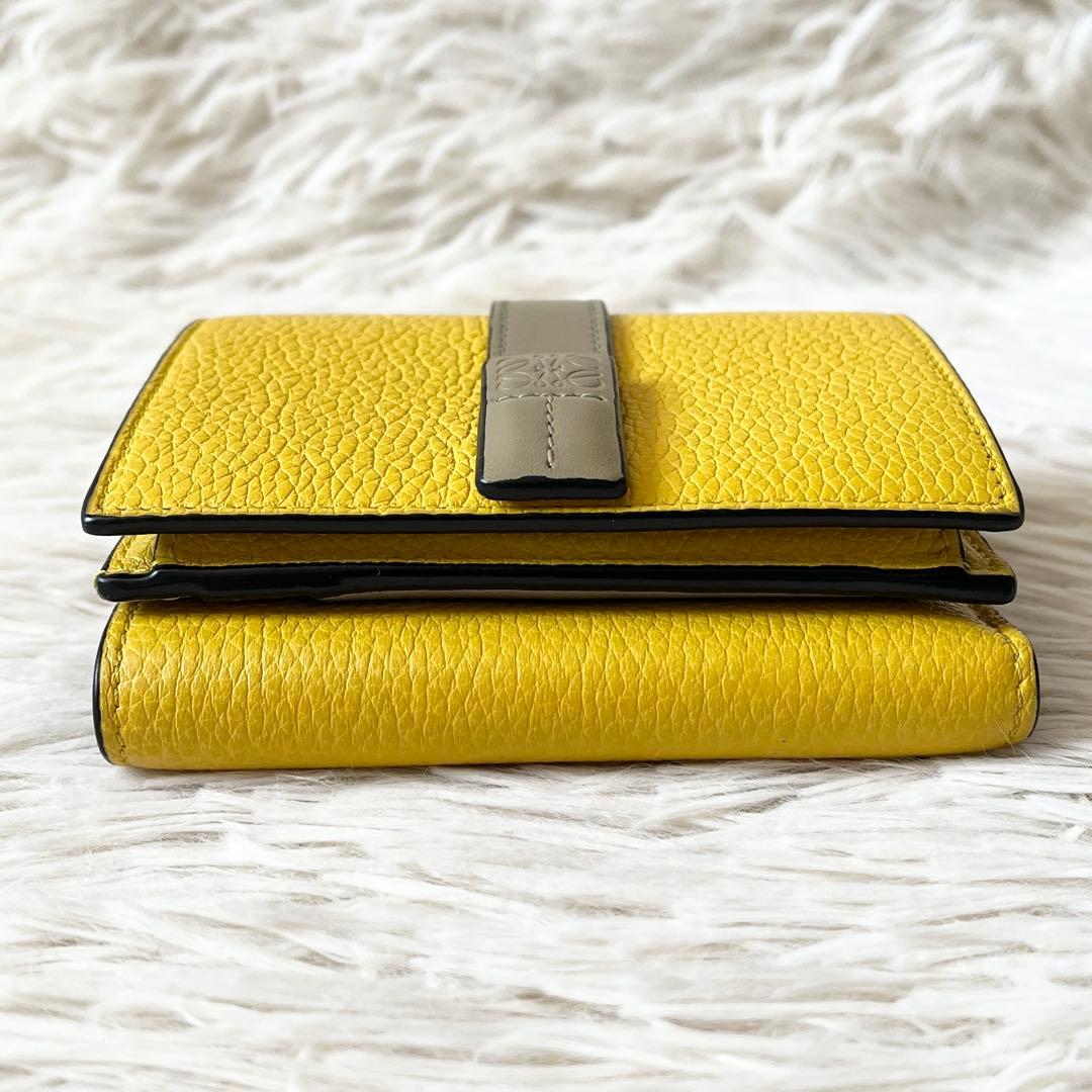 未使用級✨　LOEWE　アナグラム　三つ折り財布　トライフォールド