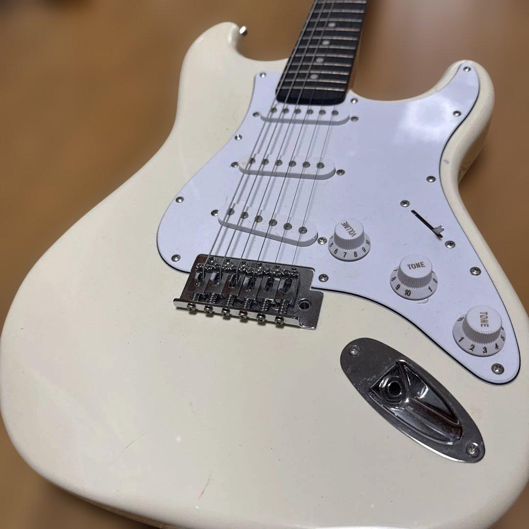 photogenic エレキギター　白　クリーム色