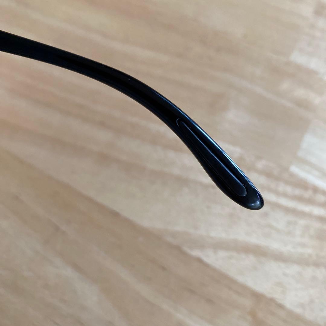 Oakley Hold On ブラックサングラス