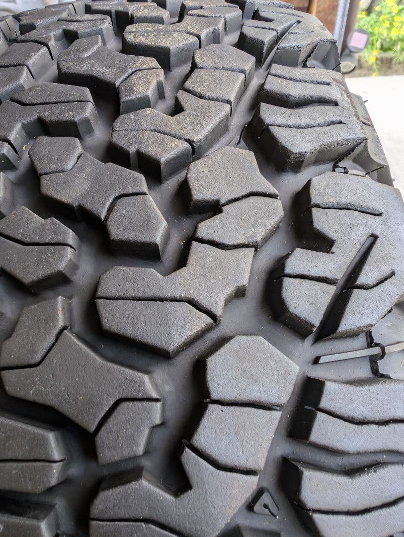 BFGoodrich All-Terrain T/A 235 70 R16 １本