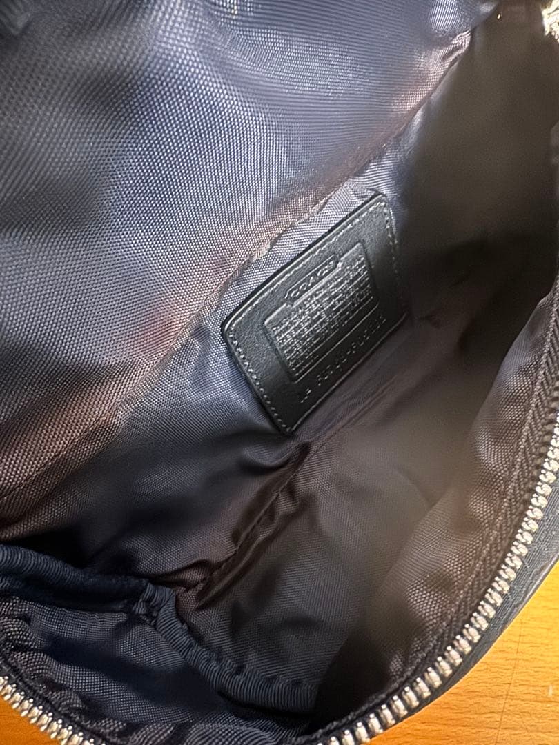 ほぼ未使用 コーチ COACH ウエストポーチ ミニシグネチャー FS5093