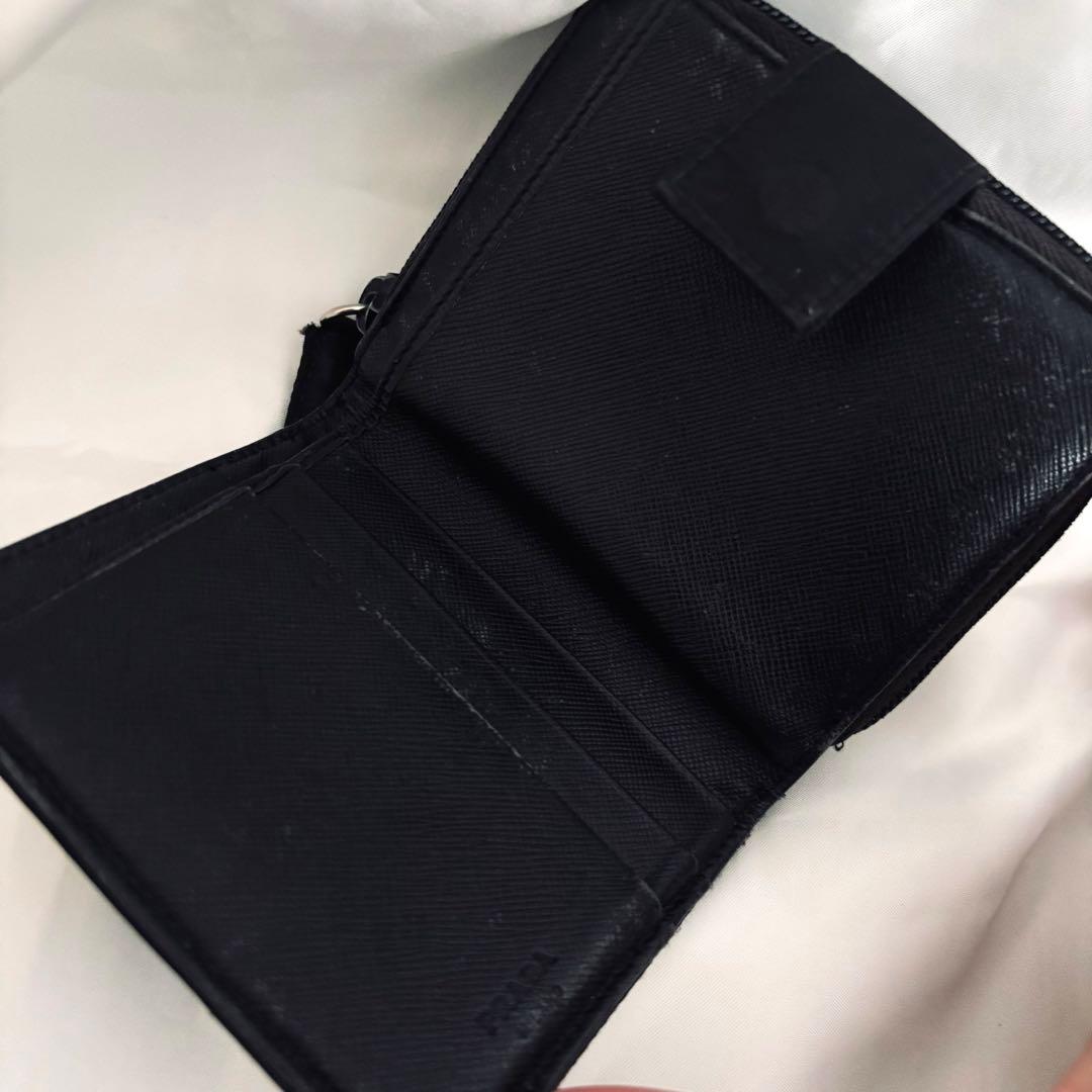 【本物】プラダ 二つ折り財布 三角ロゴ ナイロン 黒 サフィアーノレザー
