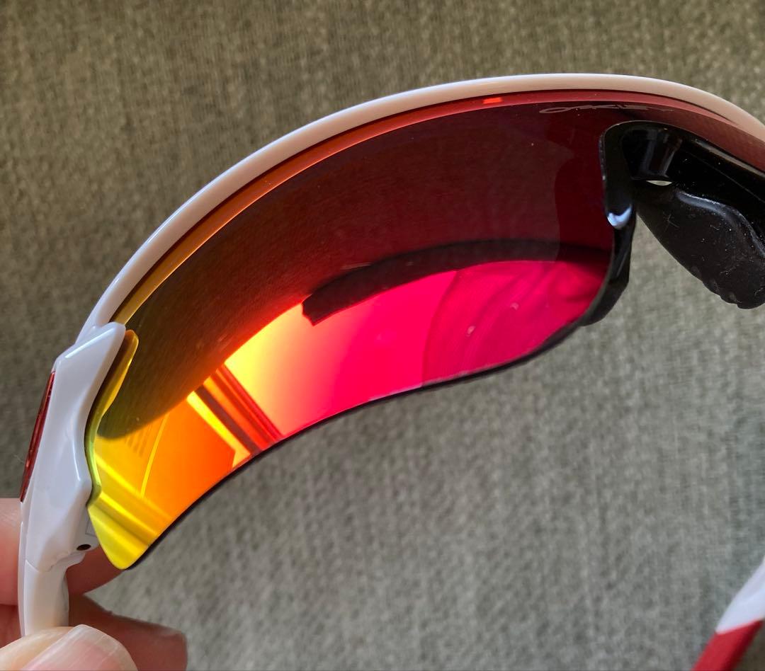 Oakley サングラス ホワイト/レッド