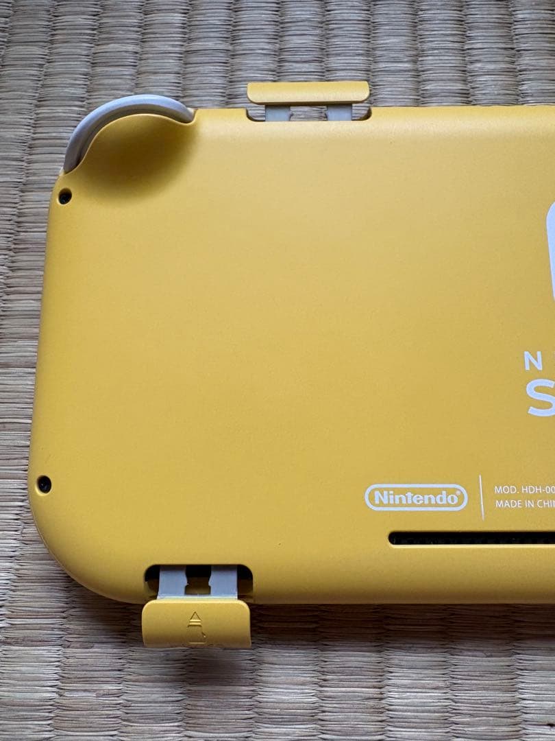 (ジャンク)Nintendo Switch Lite イエロー 本体のみ