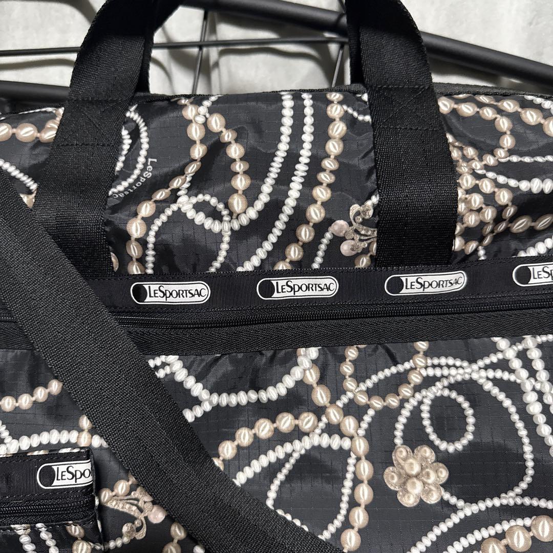 極美品　LeSportsac レスポートサックチャールストンポーチ付き未使用級