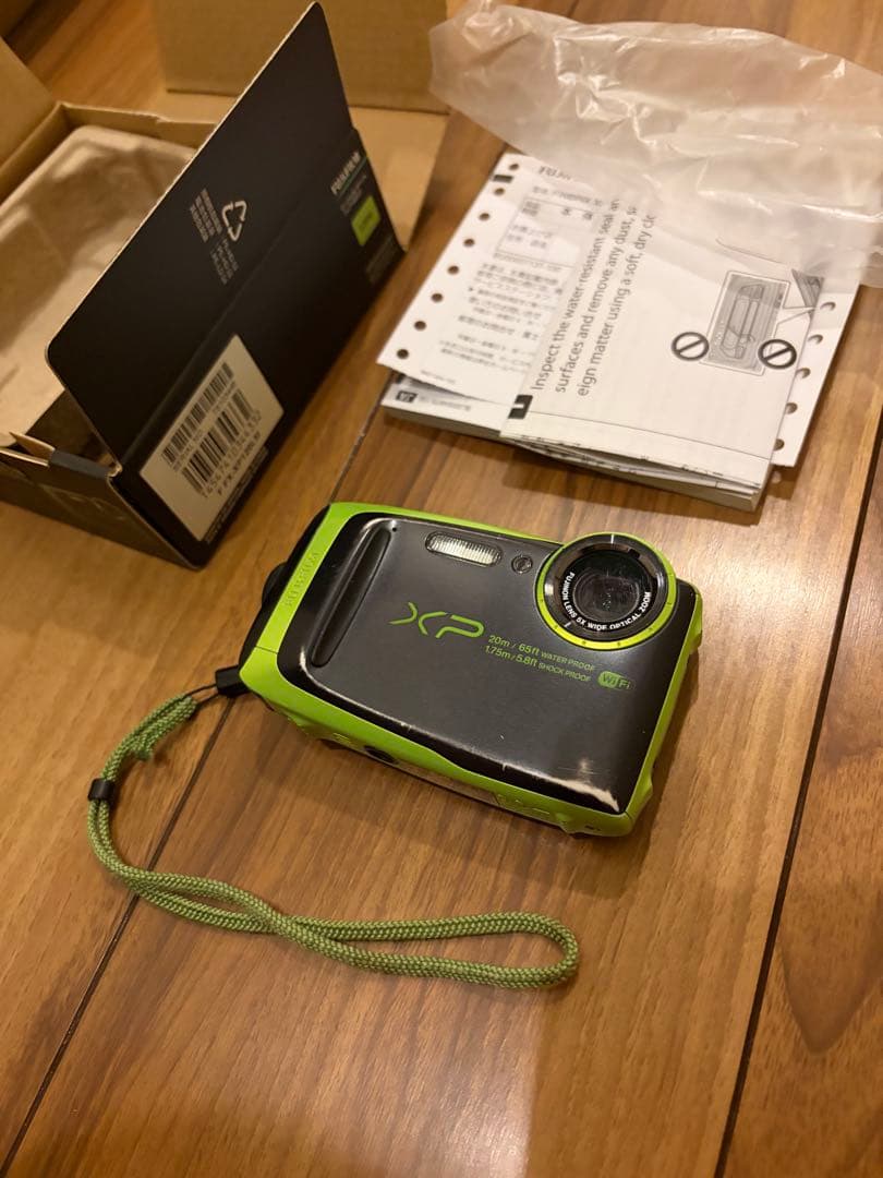 FUJIFILM FINEPIX XP120 防水デジタルカメラ　ライム
